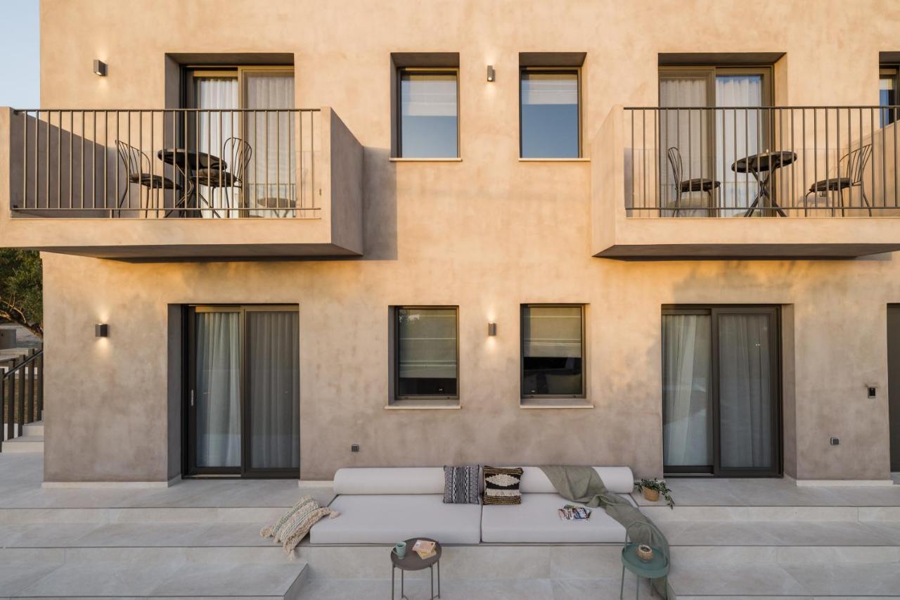Topos Suites Lassi  Bagian luar foto