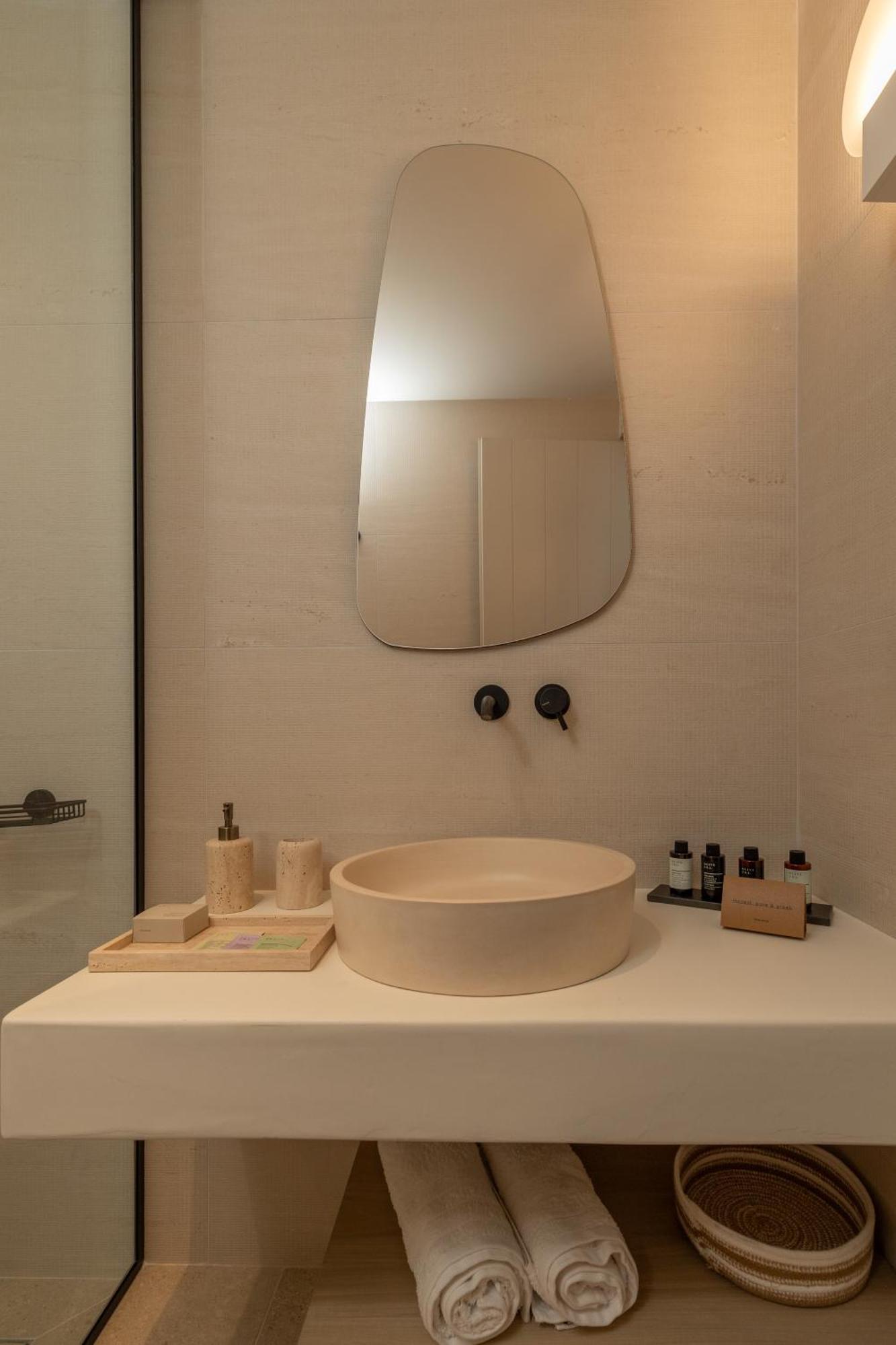 Topos Suites Lassi  Ruang foto